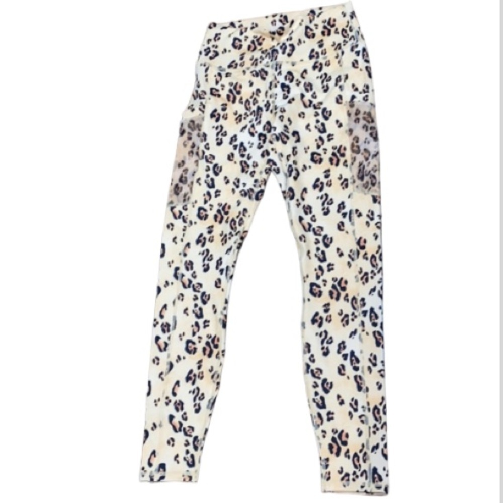 Fabletics Mila Leggings NEW high waisted mesh pocket sides upf 50+ leopard